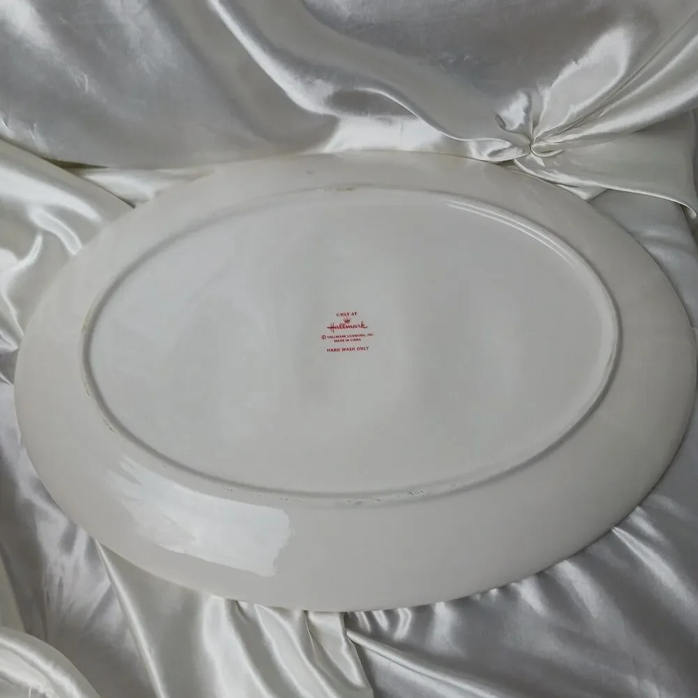 HALLMARK SNOWMAN FAMILY  15'' OVAL SERVING PLATTER-CRAZING